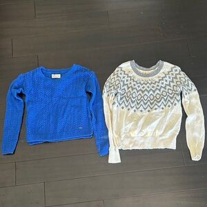 Hollister Blue and Cream Patterned Rhinestone Women's Sweater Set